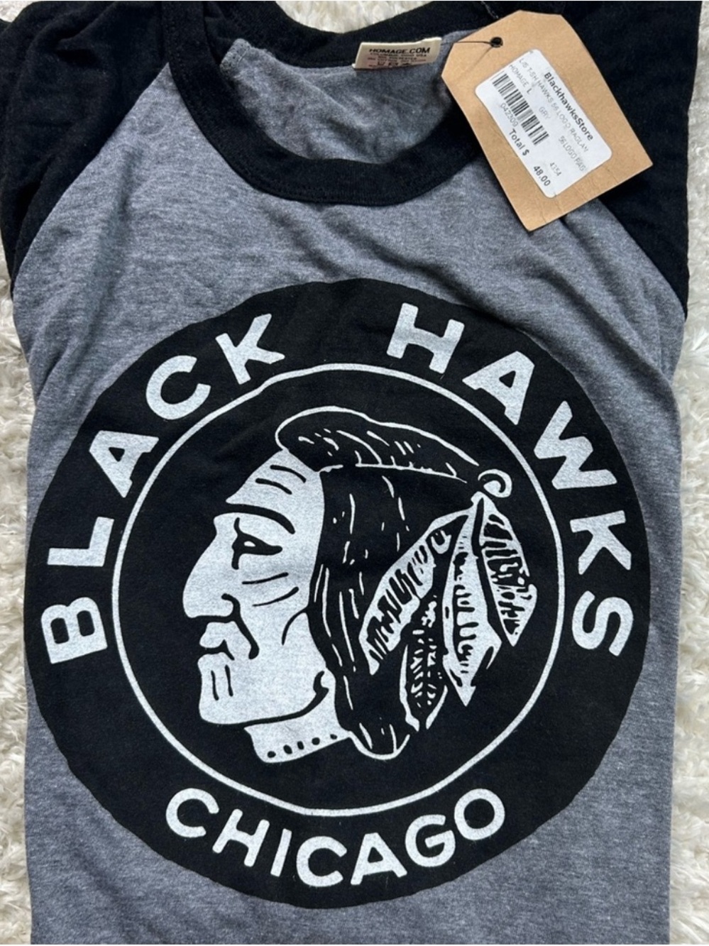HOMAGE Gray Chicago Blackhawks Graphic 3/4 Tee with Logo